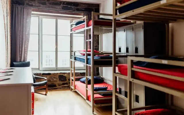 Auberge Alt Hostel