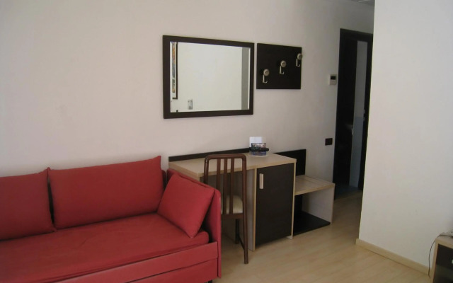 Hotel Canasta