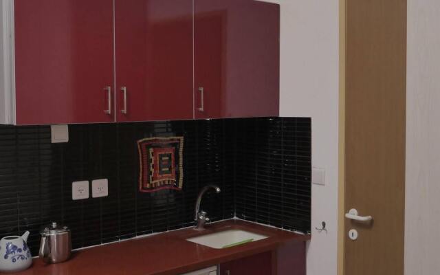 Allenby 2 Bed and Breakfast