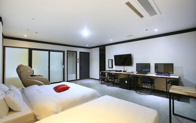 Suwon Yeongtong SG Hotel