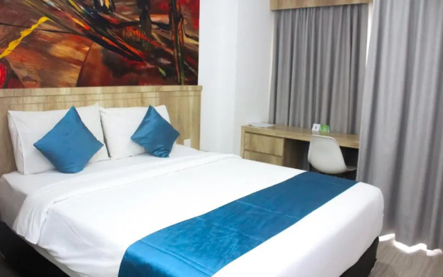 Urban Express HomTel Serpong