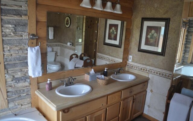 Elkwood Manor Luxury Bed & Breakfast