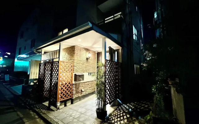 Kobayashi Building