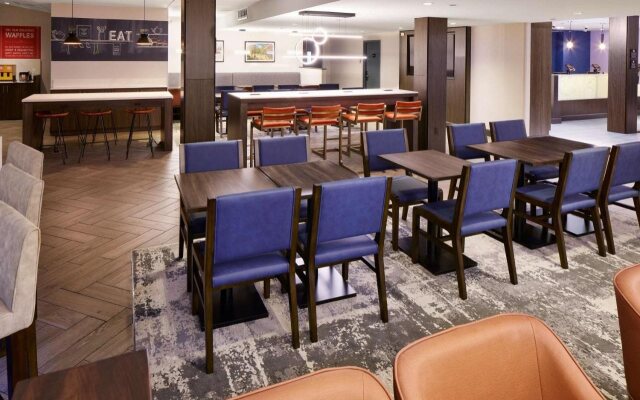 Hampton Inn Newark Airport