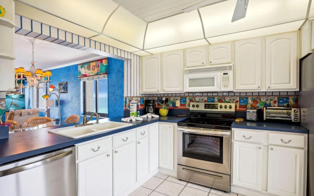 Ocean Sands 1-708
