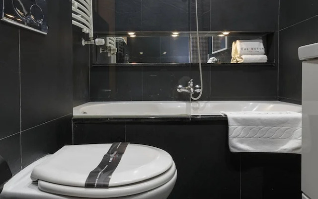 The Queen Luxury Apartments - Villa Serena