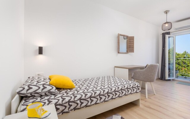 Beautiful Apartment in Lovran With Wifi and 2 Bedrooms