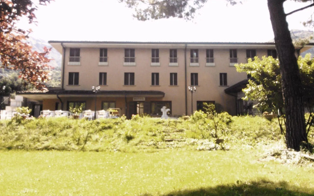 Bredina