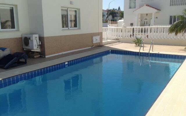 Villa Garmar CTO Approved 4487