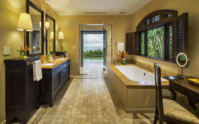 Royal Isabela