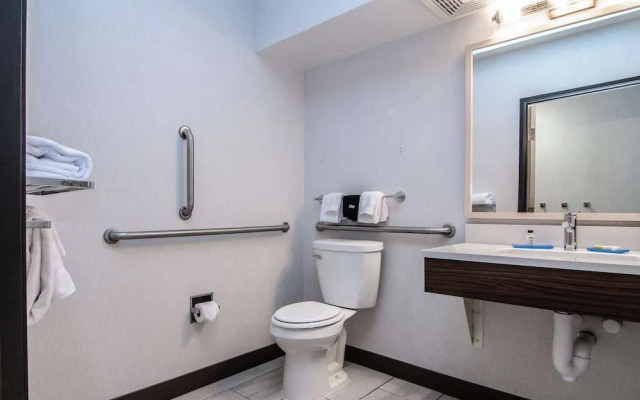 Holiday Inn Express & Suites Kalispell