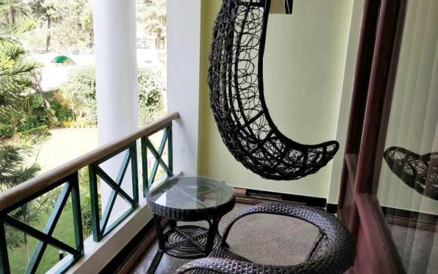 Hotel Mount Regency
