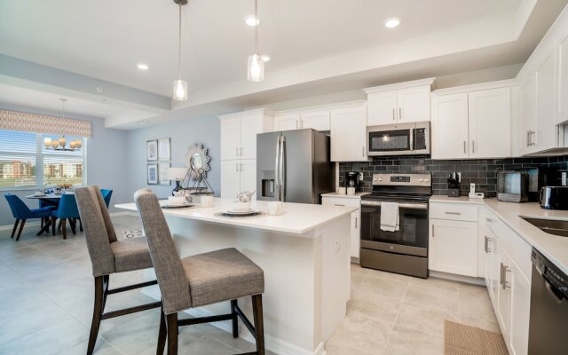 4721 Clock Tower Drive #203