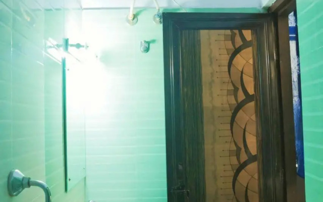 Hotel Shaurya
