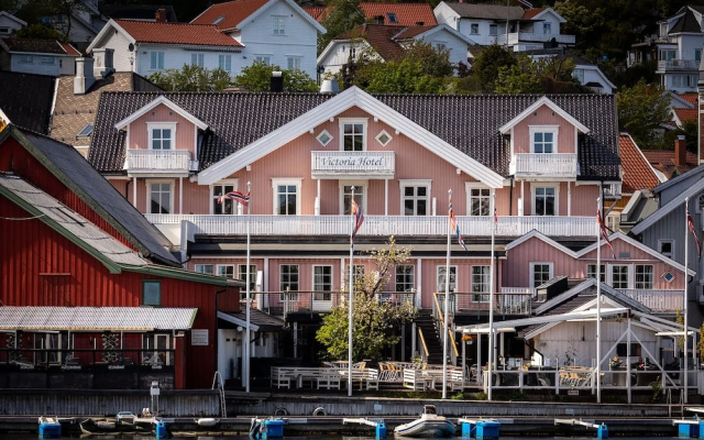 Victoria Hotel