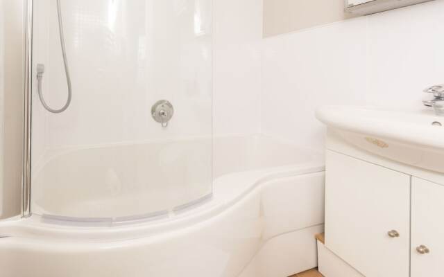 Luxury New Town 1 Bed Apartment