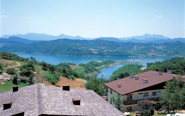 Club ES Jecheon Resort