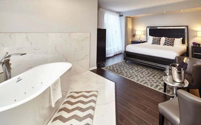 Executive Plaza Hotel Metro Vancouver