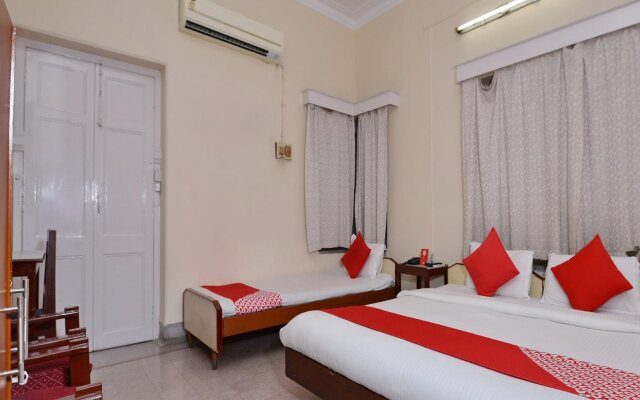 OYO 10826 Sona Guest House