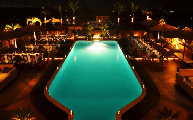 City River Hotel