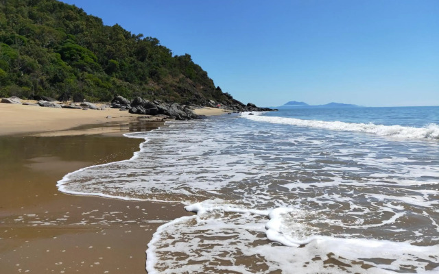 Turtle Cove Beach Resort - Adults Only
