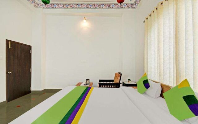 Treebo Khakhri Haveli