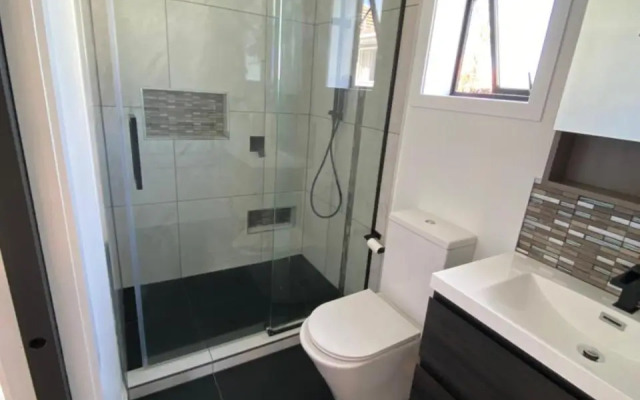 Studio Unit with Outdoor Bathtub
