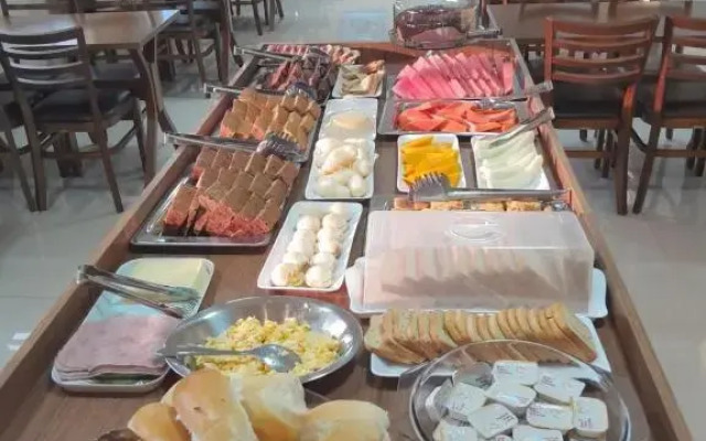 Império Hotel - Floriano