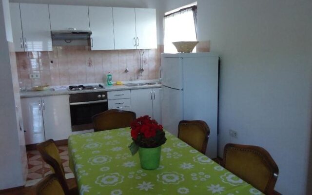 Apartments Arina