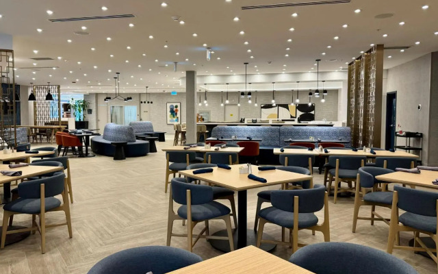 Holiday Inn Burlington Conference Centre by IHG