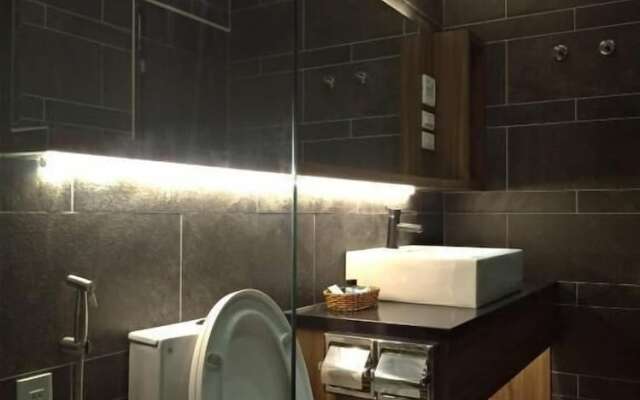 Lantan Moonlight Hotel