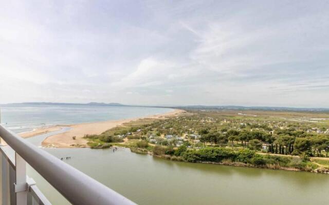 103-Apartamento de dos habitaciones junto al mar