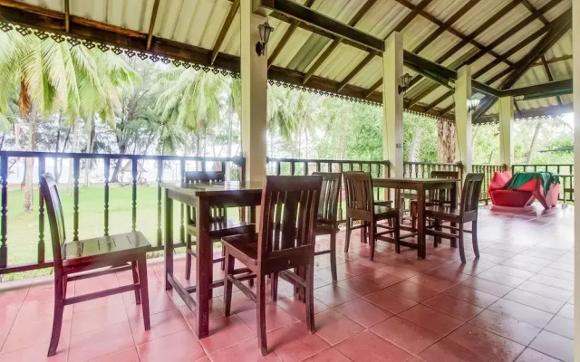CAPITAL O1142 Laemkum Beach Resort