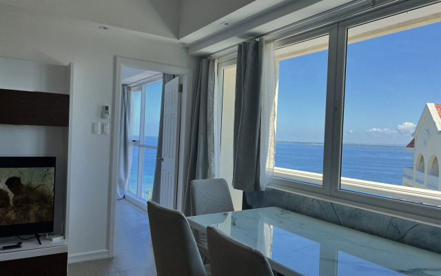 La Mirada Residences