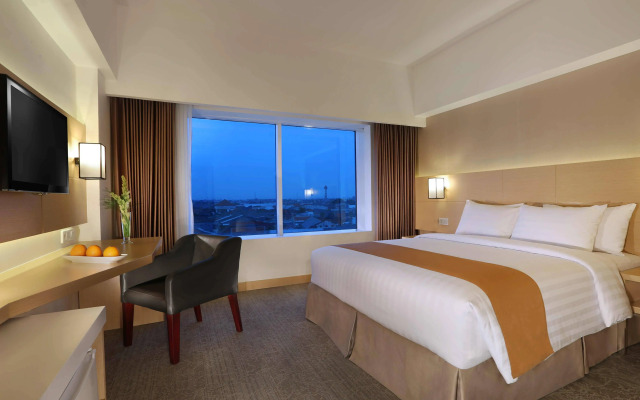 Golden City Hotel and Convention Center