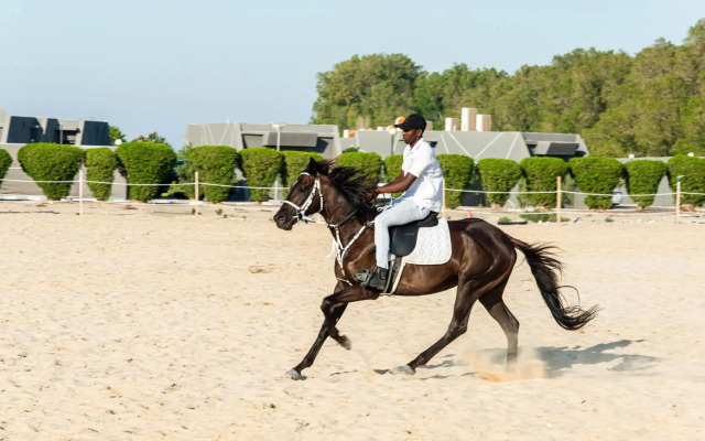 Hdb Al Khobar Resort And Spa