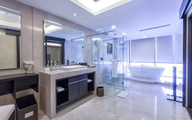 Wyndham Surabaya City Centre