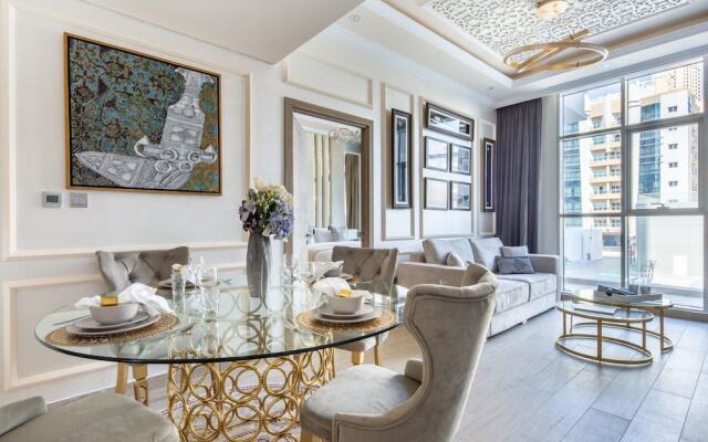 Modern Arabian Themed 1BR Apartment in Dubai Marina