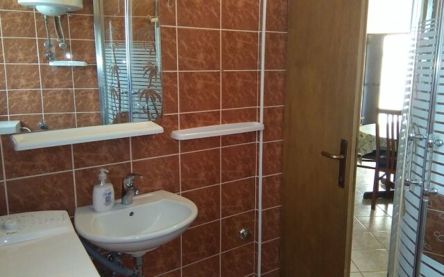 House for Families and Pets Welcome