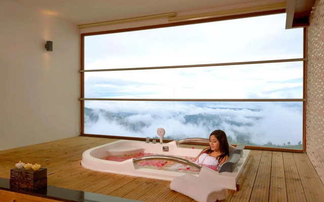 Amber Dale Luxury Hotel & Spa