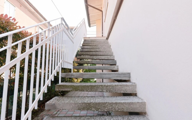 Santa Rita Roomy Apartment