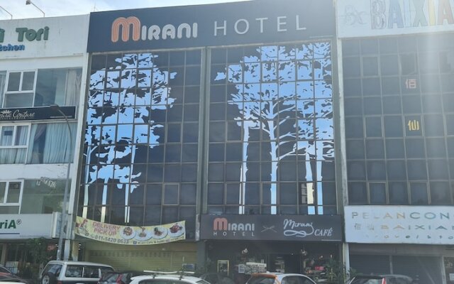 OYO 90406 Mirani Hotel