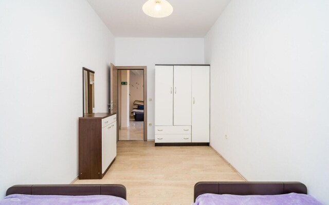 Stunning Apartment in Dubrovnik With Wifi and 2 Bedrooms