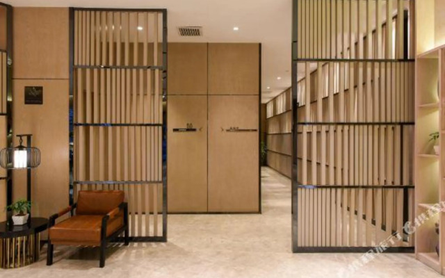 Atour Hotel Nanjing Road Small White Building Tianjin