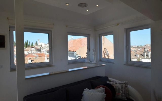 One Bedroom Apartment