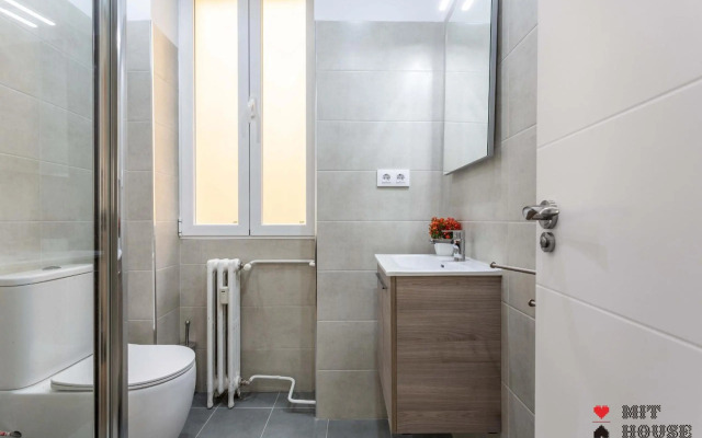 Mit House Latina En Madrid