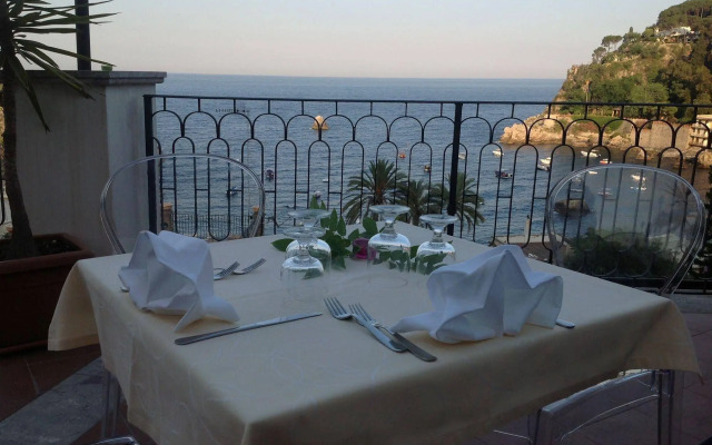 Baia Azzurra Hotel