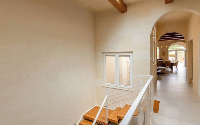 Solaris Gozitan Villa With Pool Gozo
