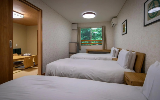 Fujiyama Inn Conifer