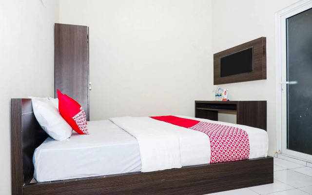 Hotel O Candi Residence